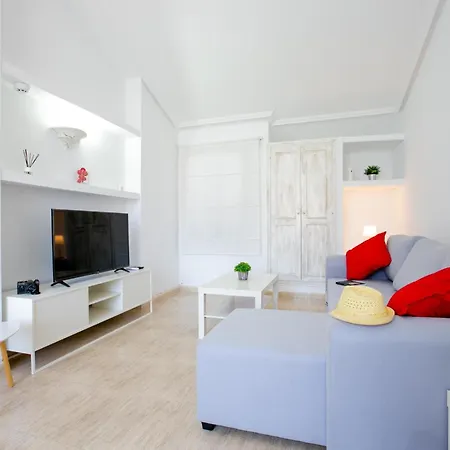 Stylish In Costa Adeje, Pool And Wi-fi Апартаменты Адехе
