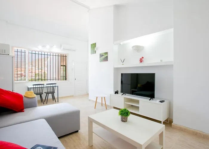 Stylish In Costa Adeje, Pool And Wi-fi